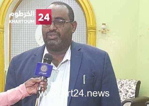 وصف القرار بالسمج.. إقالة وزير الثقافة والإعلام بنهر النيل