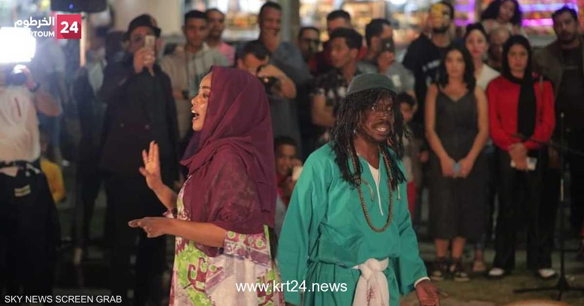"مسرح الشارع".. تمرد درامي على قيود "الخشبة" في السودان