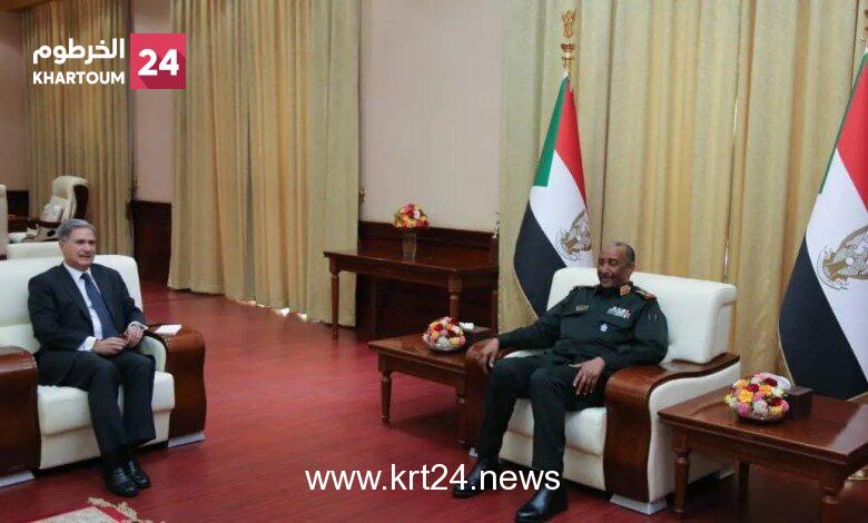 البرهان يبلغ مبعوثا فرنسيا قرب التوصل لصفقة لإدارة الفترة الانتقالية