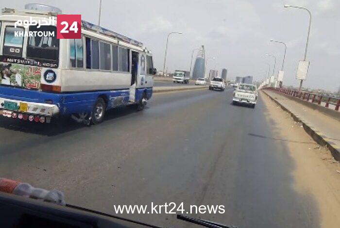 في جولة لشبكة الخرطوم24.. انسياب حركة المواصلات وإغلاق جسر المك نمر