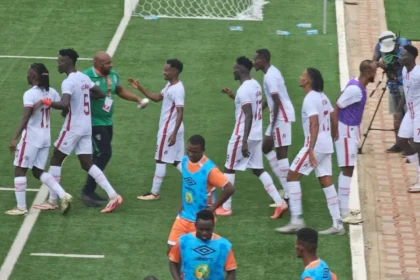 «الفيفا» يوقف نائب رئيس الاتحاد السوداني «15» مباراة