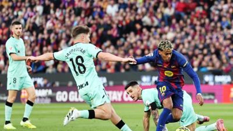 برشلونة يحقق فوزاً كاسحاً في ليلة العودة لكامب نو